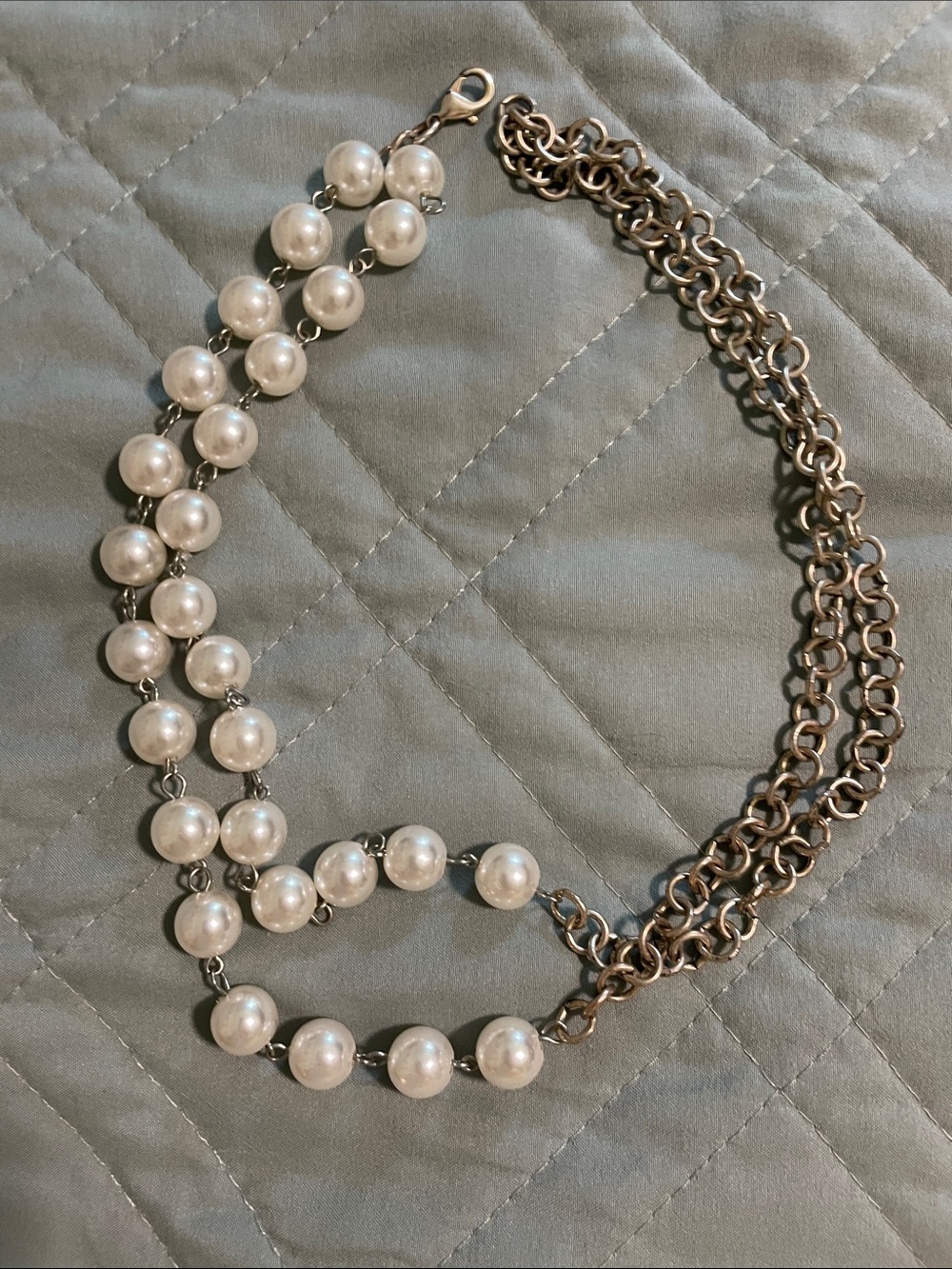 Classic Faux Pearl and Chain Necklace - White Pearls